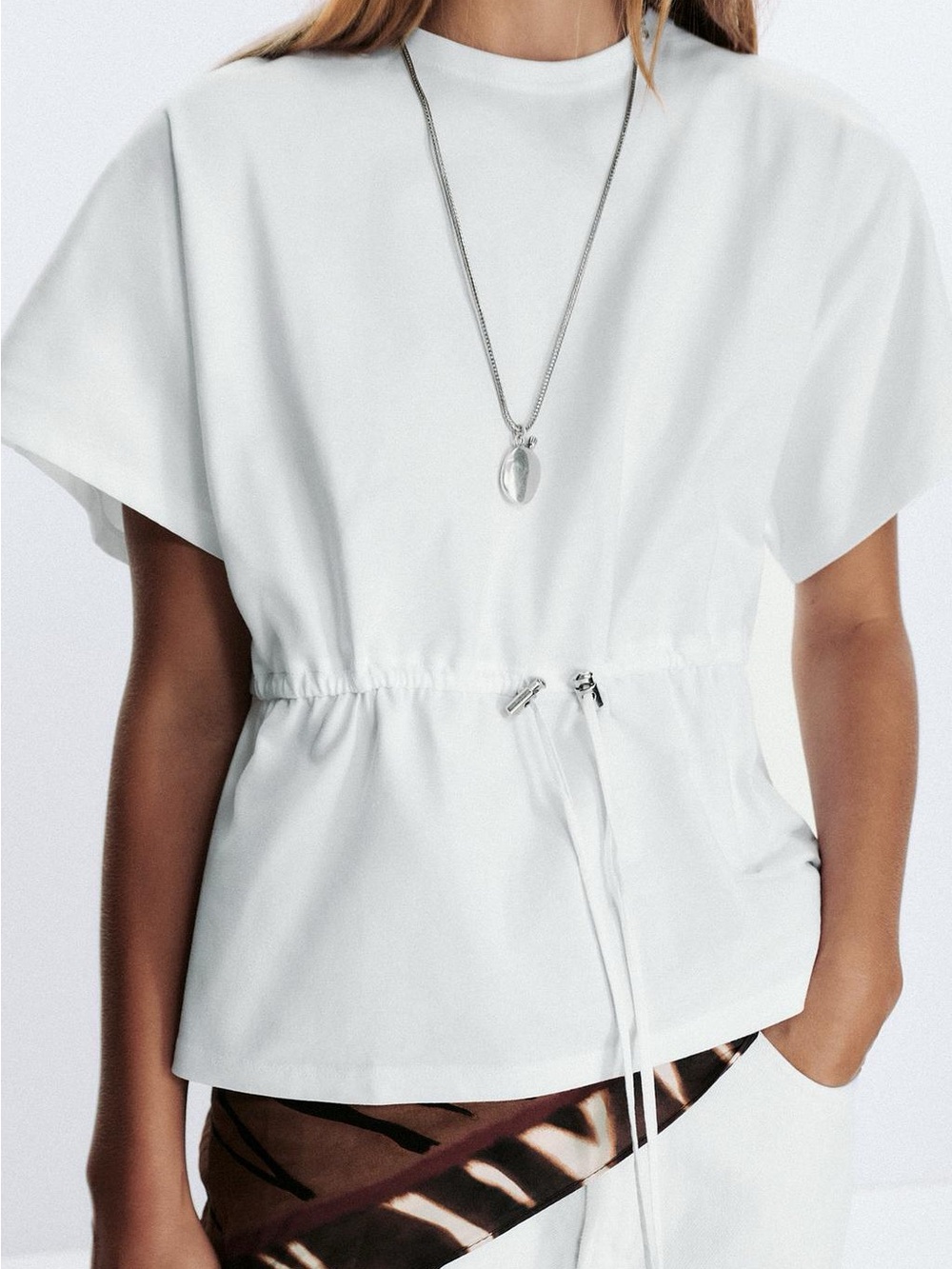 Zara Women's Drawstring Waist Short Sleeve Top - White tshirt - Picture 3 of 11